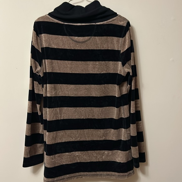 Calvin Klein performances fleece turtleneck sweater pouch pocket size M like new - Picture 5 of 5